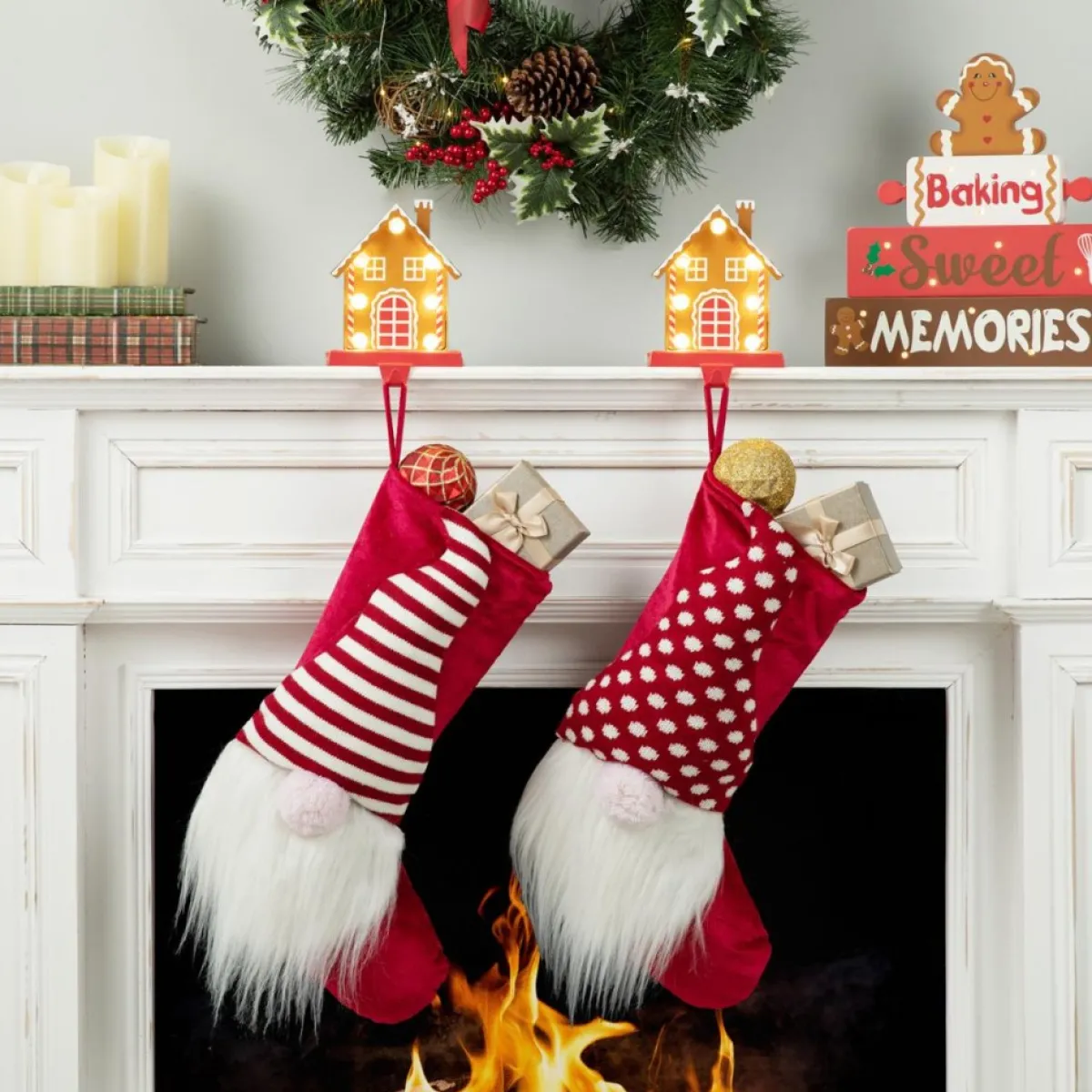 Glitzhome Indoor Decor | 6.75" H Marquee Led Metal Gingerbread House Stocking Holder