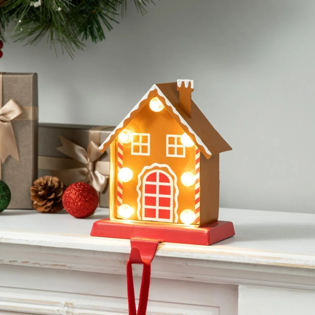 Glitzhome Indoor Decor | 6.75" H Marquee Led Metal Gingerbread House Stocking Holder