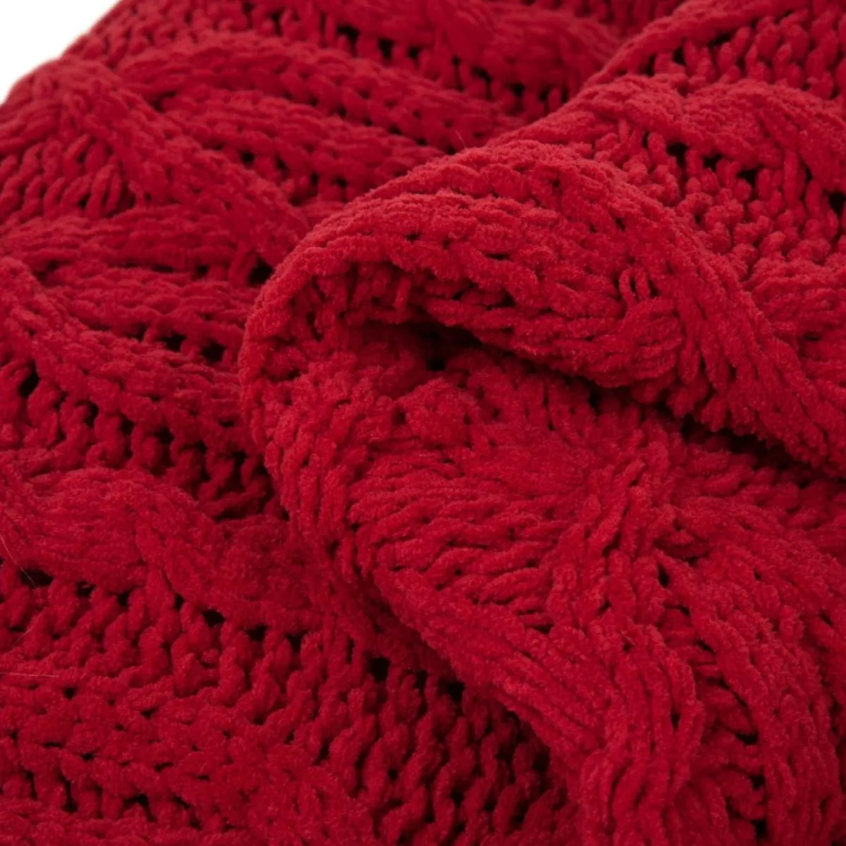 glitzhome_chenille_knitted_red_throw_blanket_3.webp Glitzhome Holiday Textiles | Chenille Knitted Red Throw Blanket