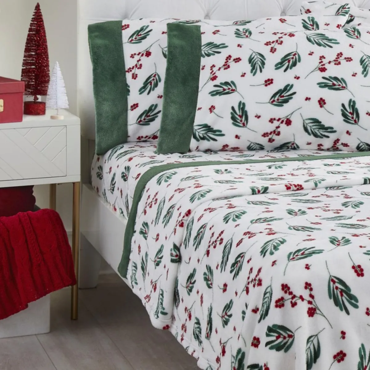 warm__cozy_glitter_hem_plush_sheet_set_with_extra_pillowcases_2.webp Warm & Cozy Holiday Textiles | Glitter Hem Plush Sheet Set With Extra Pillowcases